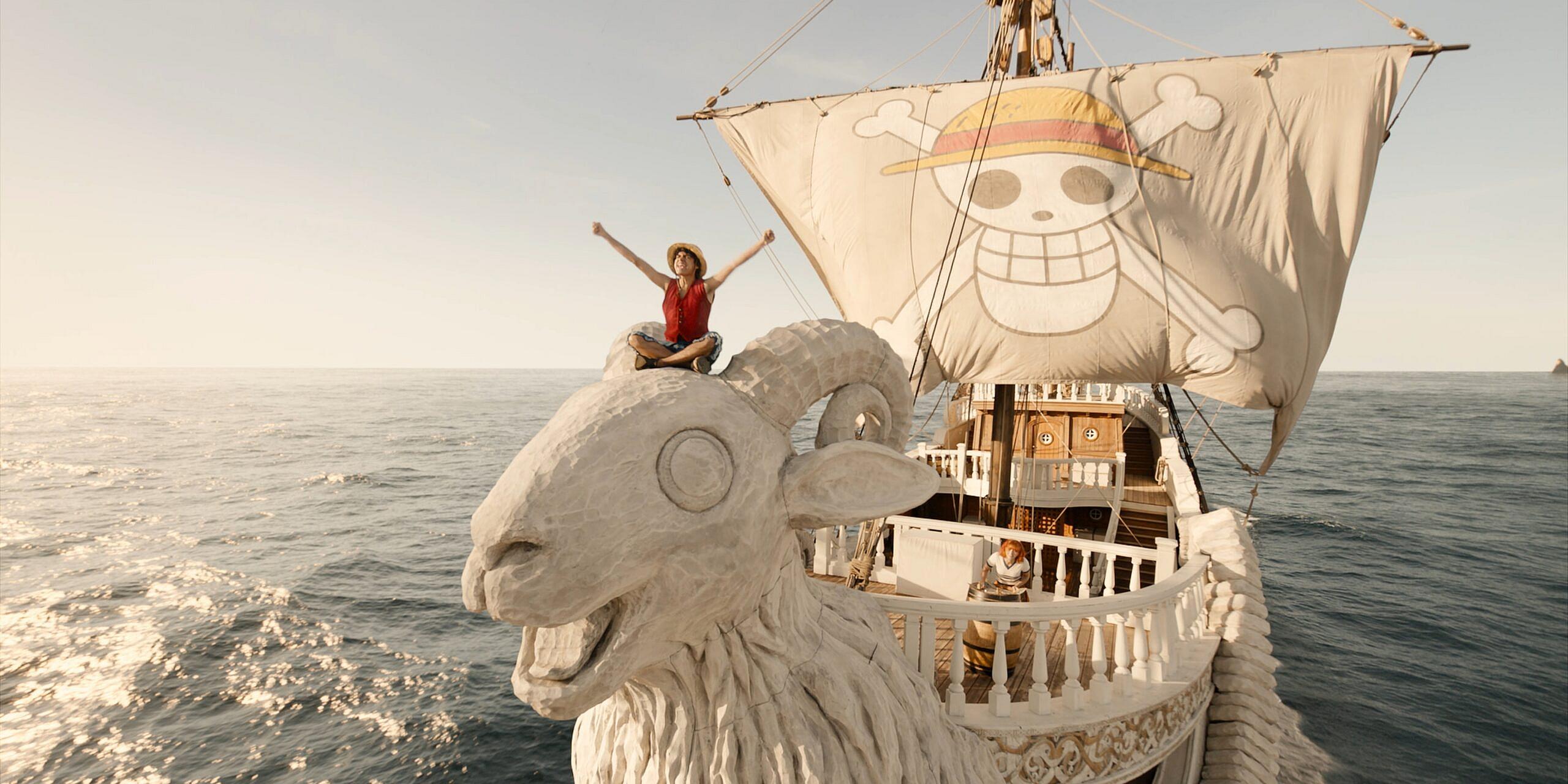 Iñaki Godoy as Monkey D. Luffy, Emily Rudd as Nami in One Piece season 1