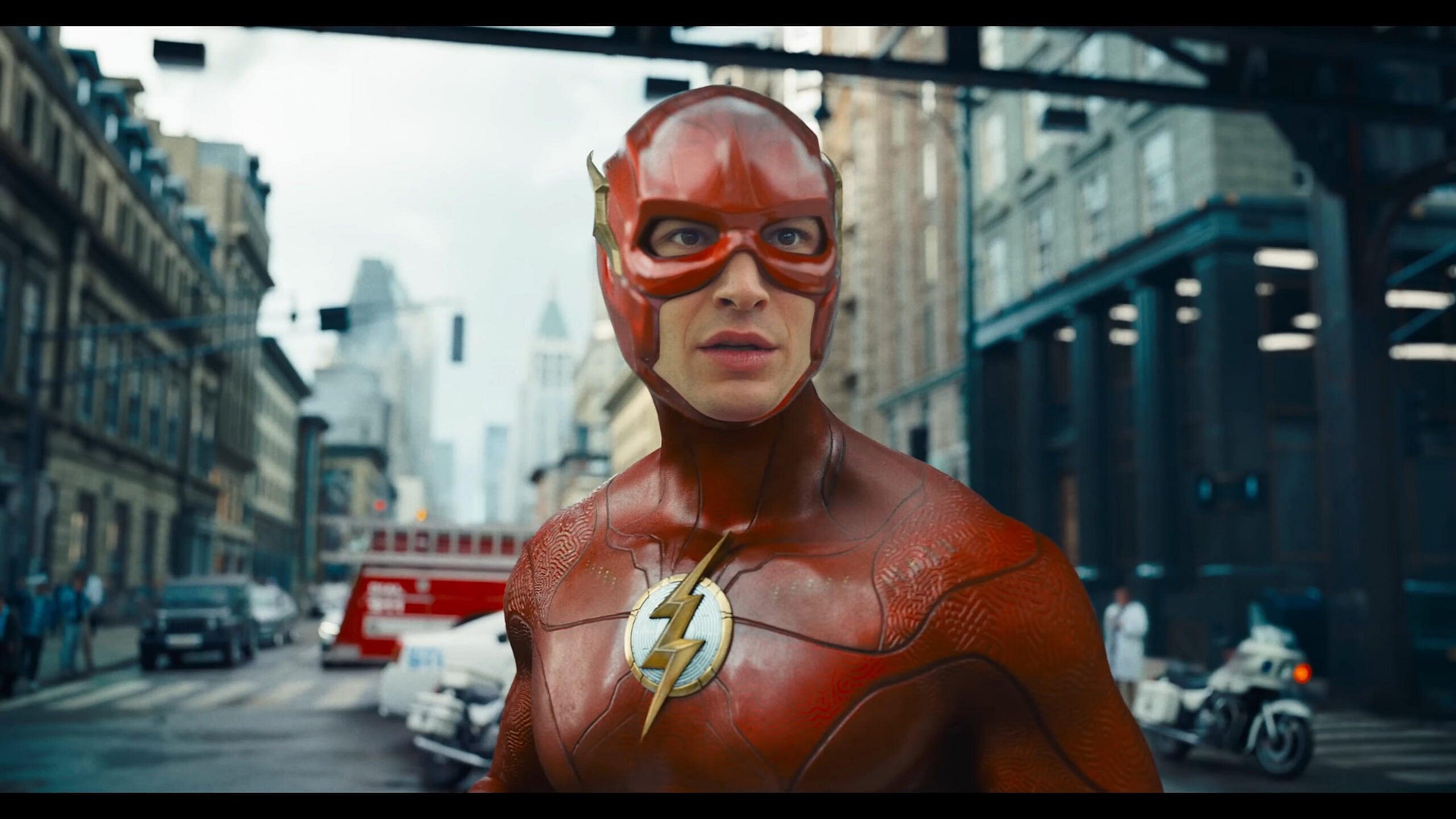 Barry Allen (Ezra Miller) prepares to confront Zod (Michael Shannon) in The Flash (2023), Warner