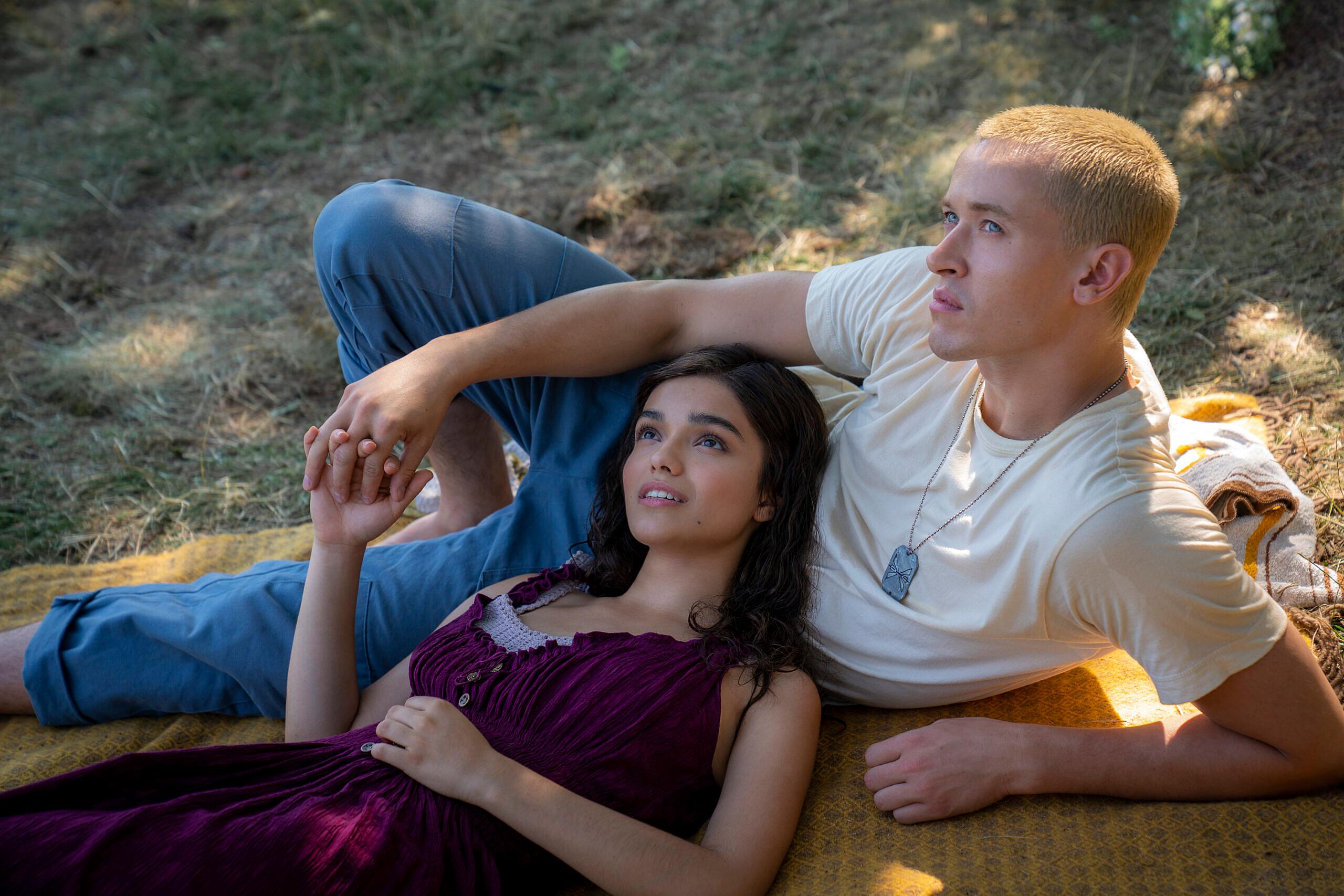 Rachel Zegler as Lucy Gray Baird and Tom Blyth as Coriolanus Snow in The Hunger Games: Ballad of