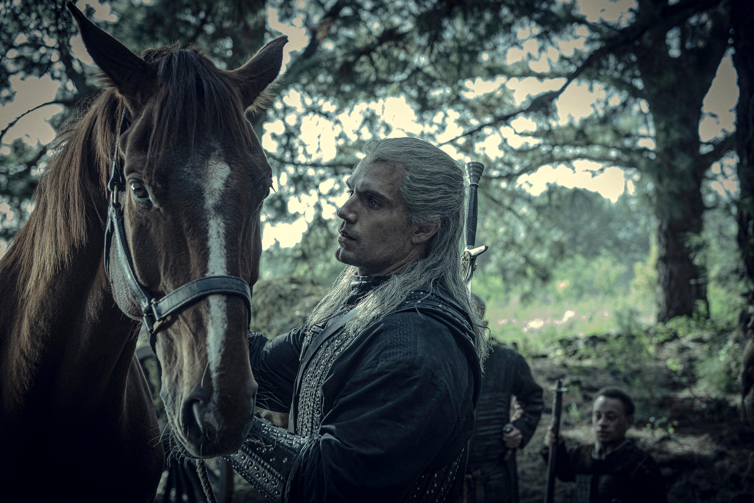 Geralt calms Roach in The Witcher Season 1 Episode 6 (2019), Netflix