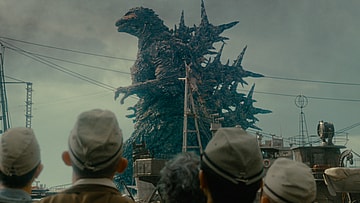 The Imperial Japanese Army watches on as Kōichi Shikishima (Ryunosuke Kamiki) lures Godzilla towards Sagami Bay in Godzilla Minus one (2023), Toho Co. Ltd.