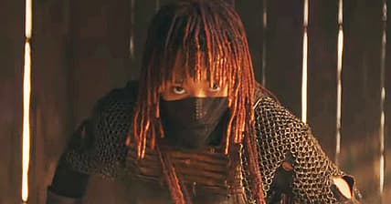 A Sith (Amandla Stenberg) steadies herself against Master Indara (Carrie-Anne Moss) in The Acolyte