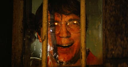Incarcerated Riddler meets Batman for first time in The Batman (2022)