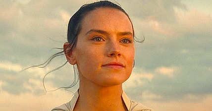 Rey Palpatine (Daisy Ridley) appropriates the Skywalker name in Star Wars Episode IX: The Rise of Skywalker (2019), Lucasfilm