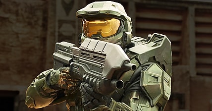 Master Chief (Pablo Schreiber) draws his assault rifle in Halo Season 1 Episode 1 "Contact" (2022), Paramount Plus