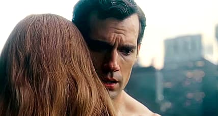 Zack Snyder Says Superman Sensing Lois Lane Was Pregnant Brought Him Back To Reality In Justice