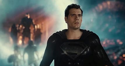 Geekosity's Mikey Sutton Suggests That "The Clues To The Snyderverse Being Restored Are In Plain