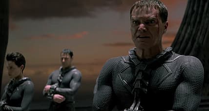 Geekosity Suspects Zod And Faora Appearing In The Flash Could Mean Henry Cavill Reprises Superman
