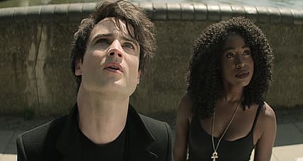 Sandman Creator Neil Gaiman Explains Why Tom Sturridge Won't Be A "Snow-White" Dream In Live-Action