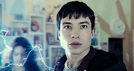 YouTuber Orange Hat Reviews Calls Out Ezra Miller Apology For Being Fake: "He Doesn't Care That