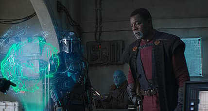 Carl Weathers Explains Greef Karga's Outlandish Clothes In 'The Mandalorian' Season 3 Trailer