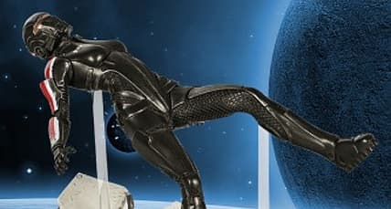 After Announcing Mass Effect Female Shepard's Death Statue BioWare Explains Why They Are Canceling