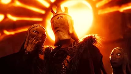 Prince Nuada gets his father, King Balor, to listen in Hellboy 2: The Golden Army (2008), Universal Pictures