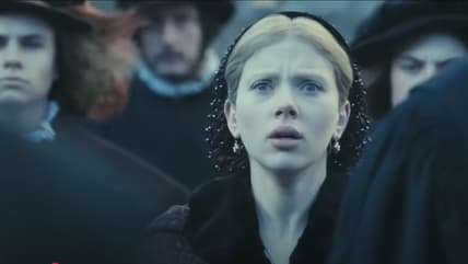 Mary Boleyn (Scarlett Johansson) attending the execution of Anne Boleyn (Natalie Portman) in The Other Boleyn Girl, 2008, SonyPictures