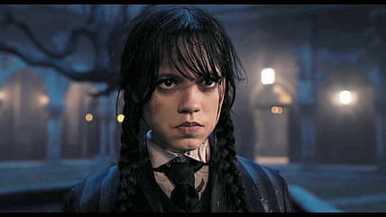 Wednesday (Jenna Ortega) defeats Laurel Gates (Christina Ricci) in Wednesday Season 1 (2022)