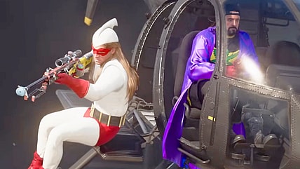 Bluntman (Kevin Smith) and Chronic (Jason Mewes) take to the skies of Verdansk in Call of Duty: Warzone (2020), Activision