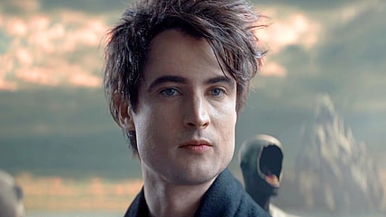 Morpheus (Tom Sturridge) confronts Lucienne (Vivienne Acheampong) in The Sandman Season 1 Episode 10 "Lost Hearts" (2022), Netflix