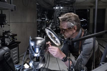Jeremy Irons Alfred