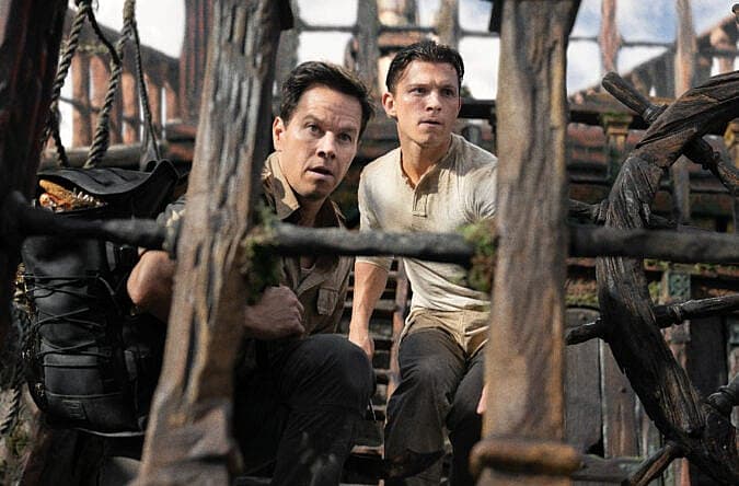 Uncharted Review: Staleness From Bland Beginnings