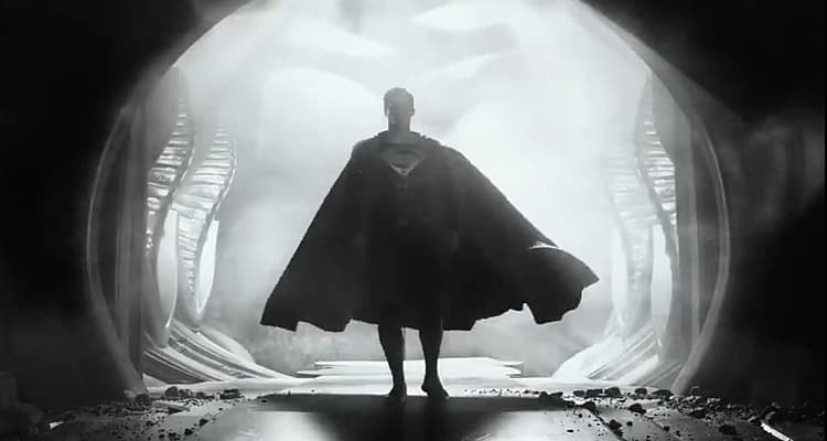 Zack Snyder Unveils New Justice League Trailer and Steppenwolf Image, Discusses Sequel Rumors