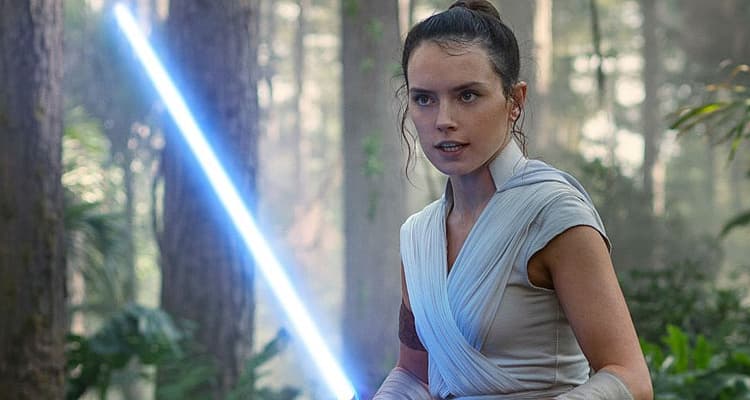 Daisy Ridley Defends Baby Yoda’s Egg Diet and Speculates on Rey’s Future Following Star Wars: The
