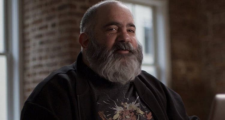 Marvel Writer Dan Slott Polices Fan’s Twitter Activity, Blocks Them For Following