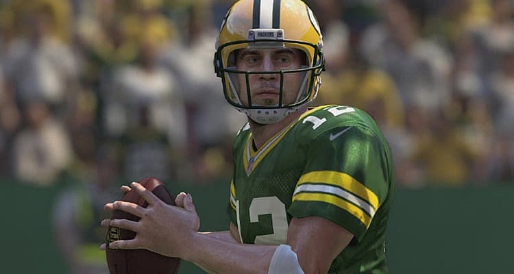 Mark Hamill Takes Jab At Star Wars Sweatshirt Worn By Aaron Rodgers During Vaccination Status