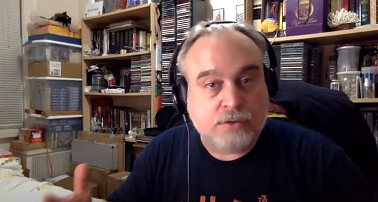 Star Trek Writer David Mack Cancels Convention Appearance Over Vaccination Requirements Being Made