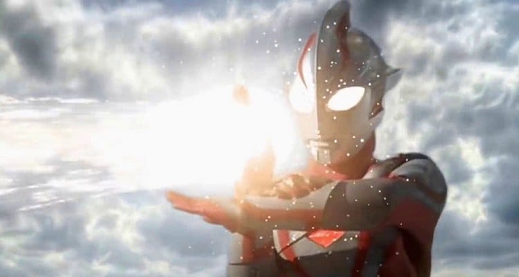 Ultraman (3)
