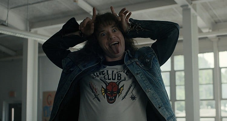 A character makes a crazy face in Stranger Things, season 4