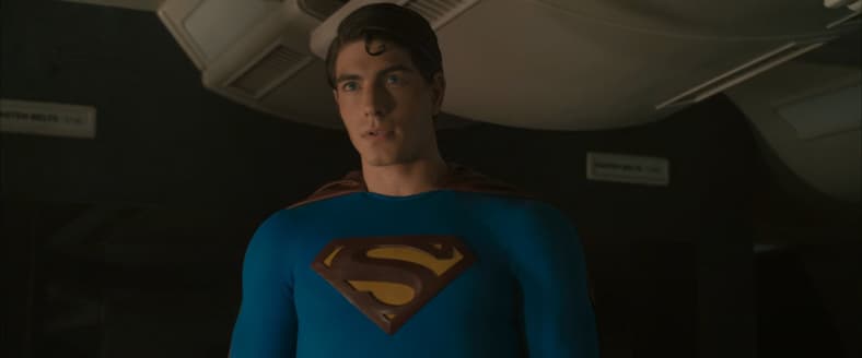 Superman (Brandon Routh) sees Lois Lane (Kate Bosworth) for the first time after his return in Superman Returns (2006), Warner Bros. Pictures
