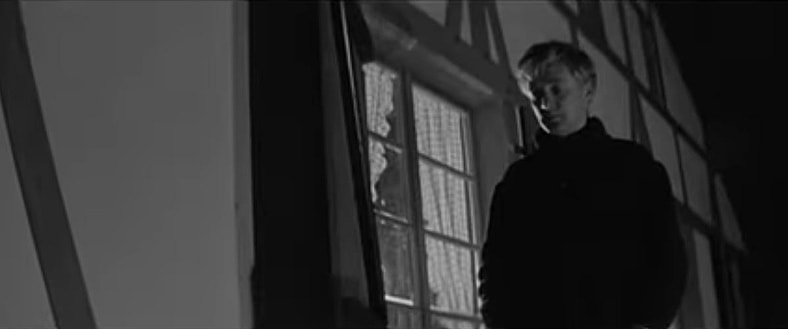 Oskar Werner, or someone like him, gets locked out in Jules et Jim (1962), Cinedis