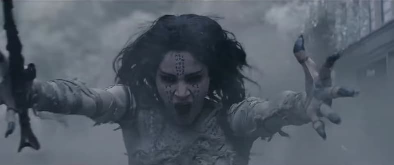 Sofia Boutella breaks some serious wind in The Mummy (2017), Universal Pictures