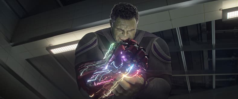 The Hulk (Mark Ruffalo) prepares to use the Infinity Stones in Avengers: Endgame (2019), Marvel