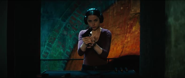 Ana de armed