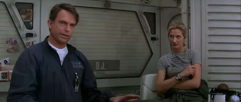 Dr. Weir (Sam Neill) explains his ship in Event Horizon (1997), Paramount Pictures
