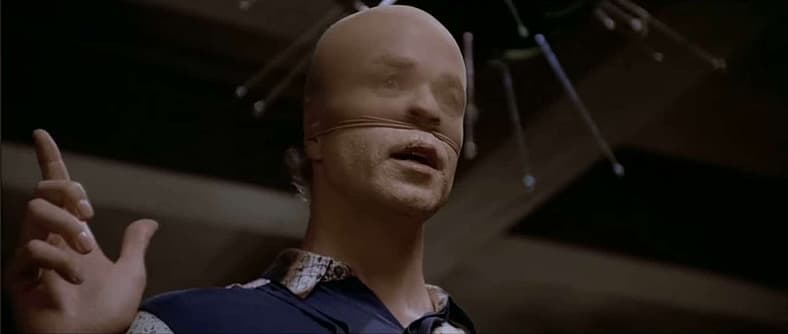 Francis (Tom Noonan) shows his devil side in Manhunter (1986), De Laurentiis Entertainment Group