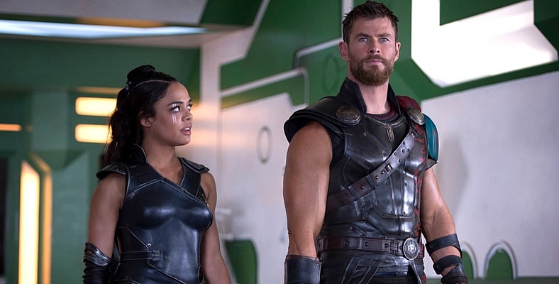Tessa Thompson and Chris Hemsworth in Thor: Ragnarok - Disney and Marvel Studios