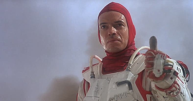 Achilles (Gary Graham) makes peace with Alexander in Robot Jox (1990), Empire Pictures