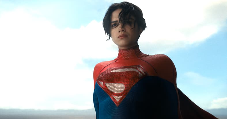 Kara (Sasha Calle) witnesses the arrival of General Zod (Michael Shannon) in The Flash (2023), Warner Bros. Pictures