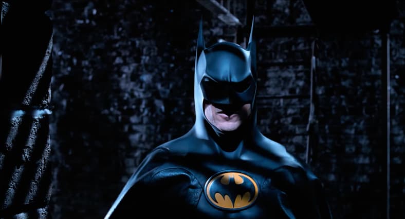 Batman (Michael Keaton) persuades Catwoman (Michelle Pfeiffer) about Ice princess (Cristi Conaway)
