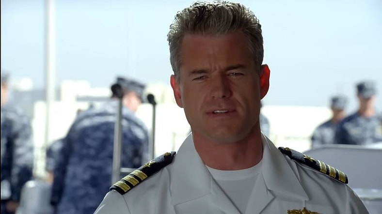 Captain Tom Chandler (Erid Dane) speaking to Dr. Rachel Scott (Rhona Mitra) about her research in The Last Ship Season 5, 2018, TNT