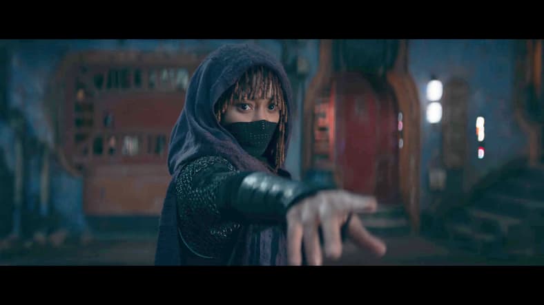 Mae (Amandla Stenberg) prepares to defend herself from Sol (Lee Jung-jae) in The Acolyte (2024), Disney