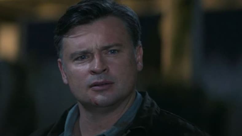 Samuel Campbell (Tom Welling) meets Dead Winchester (Jensen Ackles) in The Winchester S01E13 in 2023, Warner Bros Television
