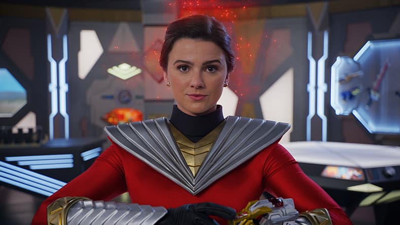 Amelia (Hunter Deno) steps up to lead the team in Power Rangers Cosmic Fury (2024), Netflix