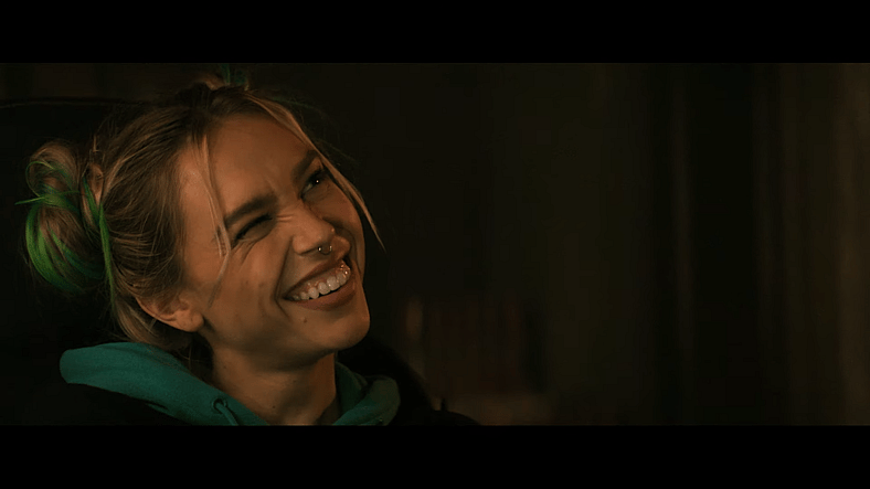 Alexis Ren as Jen in Latency (2024), Lionsgate