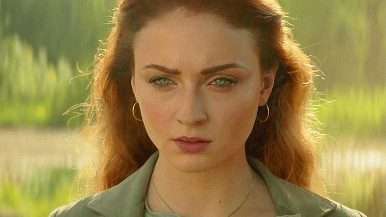 Jean Grey (Sophie Turner) confronts Magneto (Michael Fassbender) in Dark Phoenix (2019), Marvel