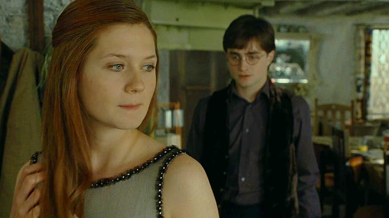 Harry and Ginny have heart-to-heart in Harry Potter and the Deathly Hallows - Part 1 (2010), Warner