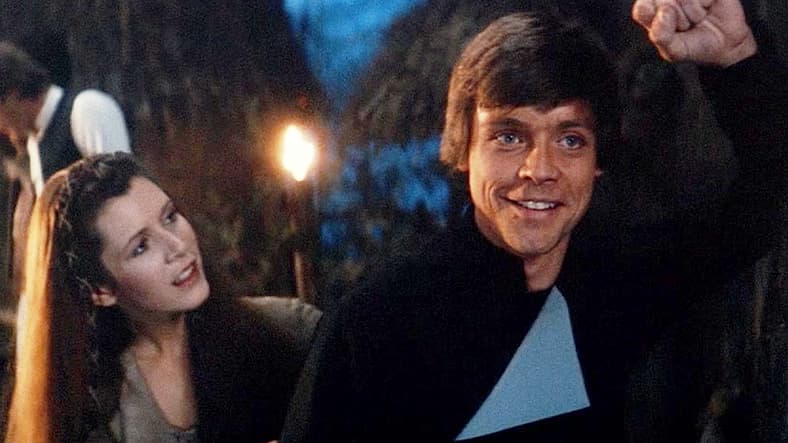 Leia invites Luke back to their post-victory celebration in Star Wars: Episode VI - Return of the