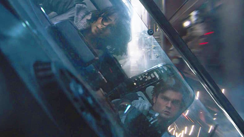 Qi'ra and Han attempt to escape an Imperial patrol in Solo: A Star Wars Story (2018)